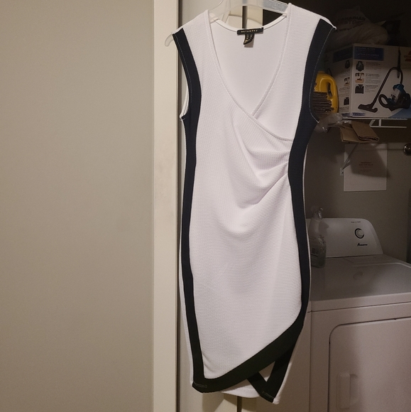 Sleeveless Elastic Slim Fit Casual Summer Party Dress XS - Picture 1 of 10